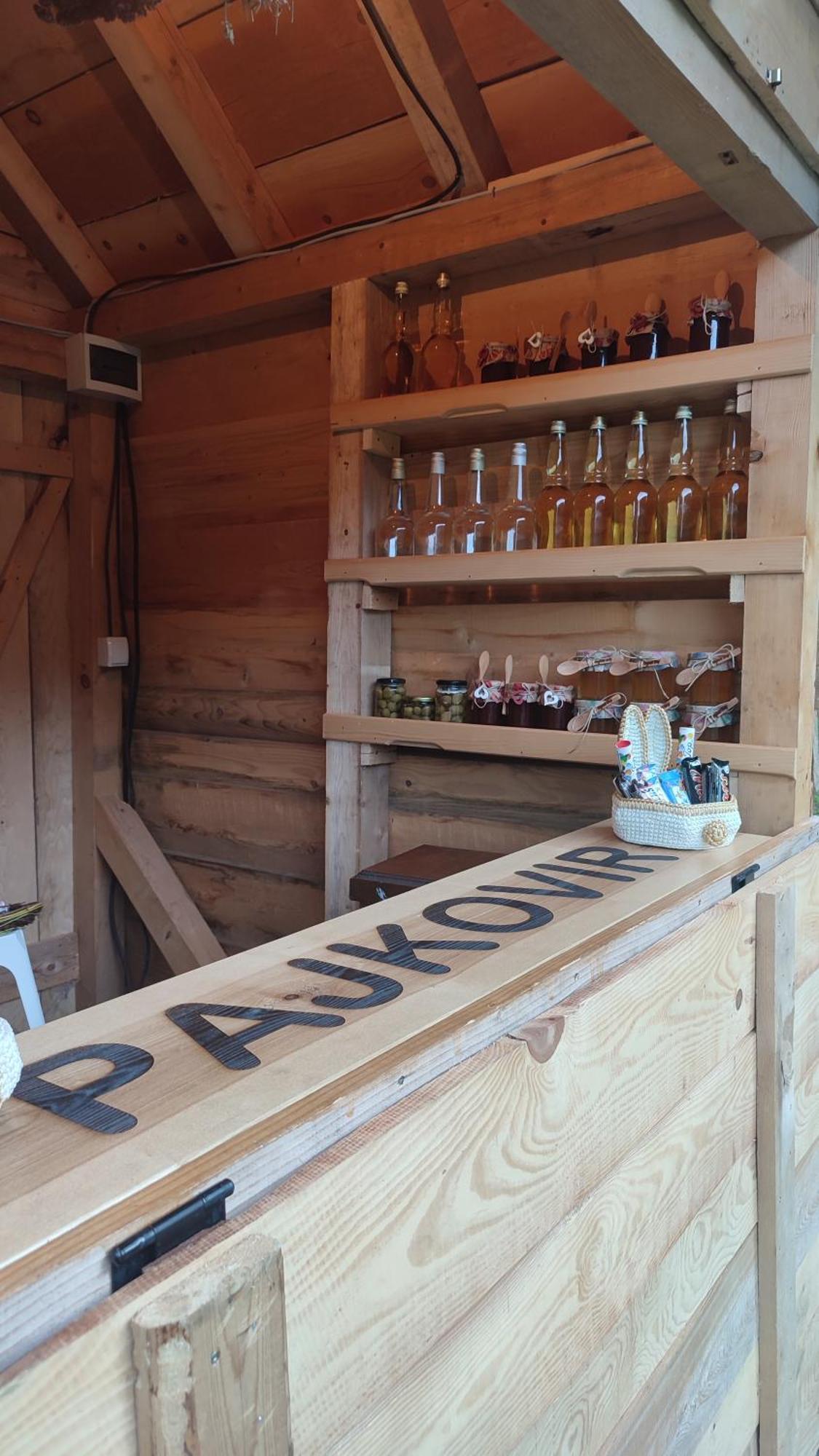 Holiday Bungalows Pajkovir โคลาชิน ภายนอก รูปภาพ